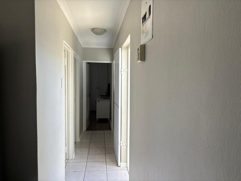 2 Bedroom Property for Sale in Retreat Western Cape